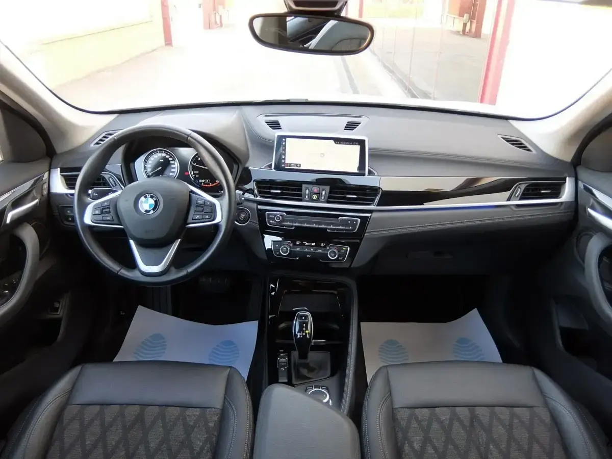 Usado BMW X1 Exclusive 140 CV (102 kW) 2021 Blanco SUV
