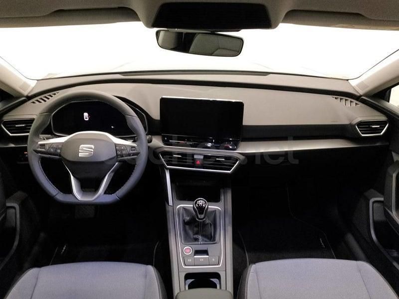 Usado Seat Leon Style 116 CV (85 kW) 2025 Blanco Familiar