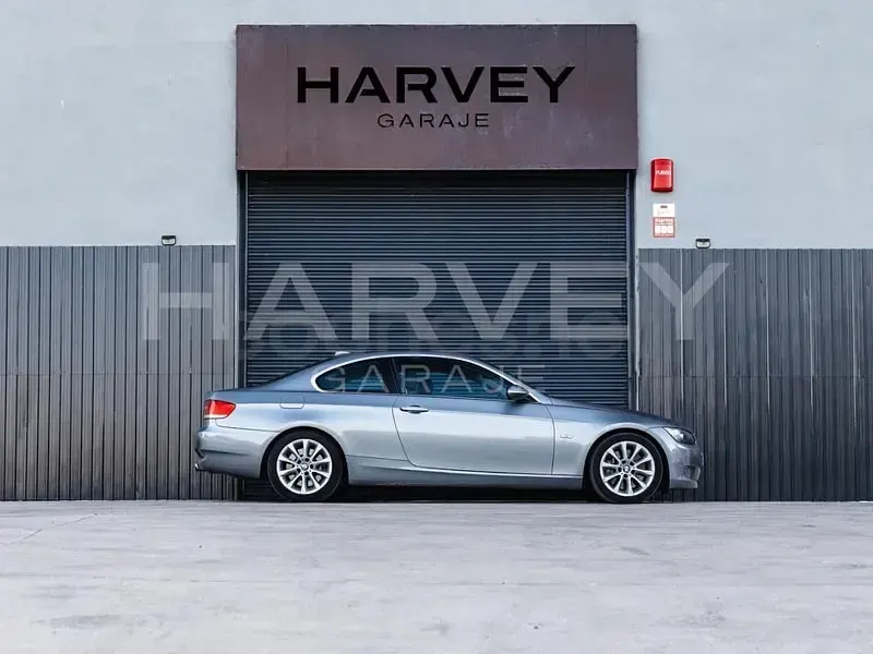 Usado BMW 335 306 CV (225 kW) 2009 Gris / plata Berlina