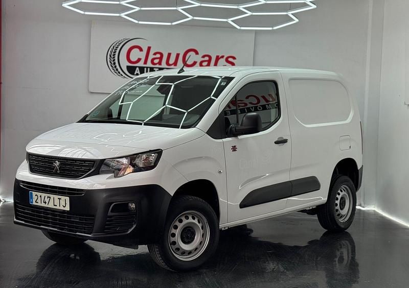 Usado Peugeot Partner S 130 CV (95 kW) 2021 Blanco Monovolumen
