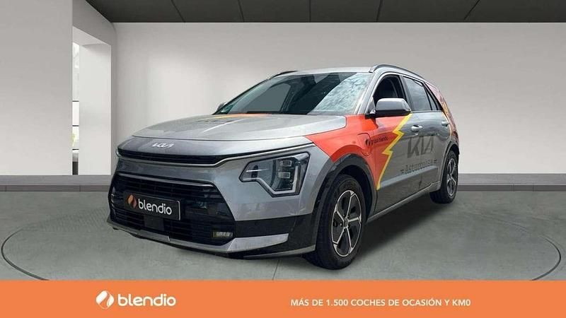 Gris Usado 2024 Kia Niro SUV | 31.734 € (Precio justo) - Imagen 1/4
