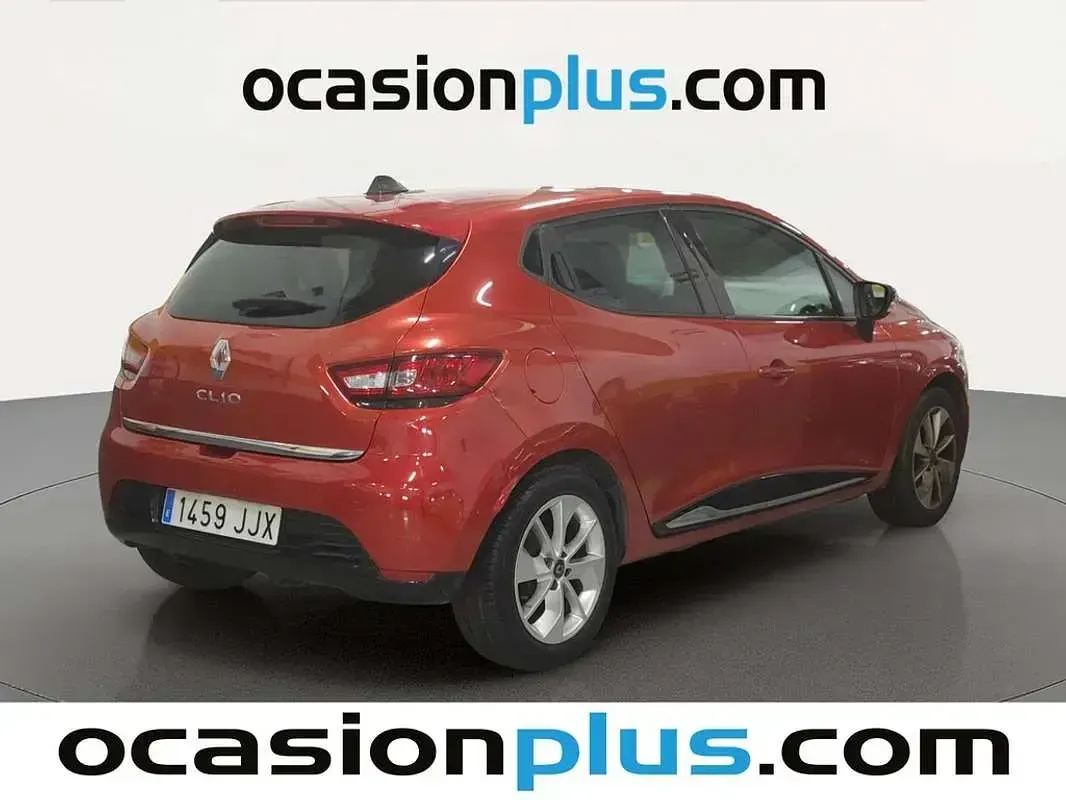 Usado Renault Clio LIMITED 75 CV (55 kW) 2015 Rojo Utilitario