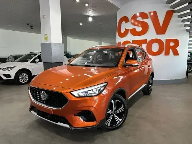 Usado MG ZS Comfort 106 HP (77 kW) 2024 Laranja SUV