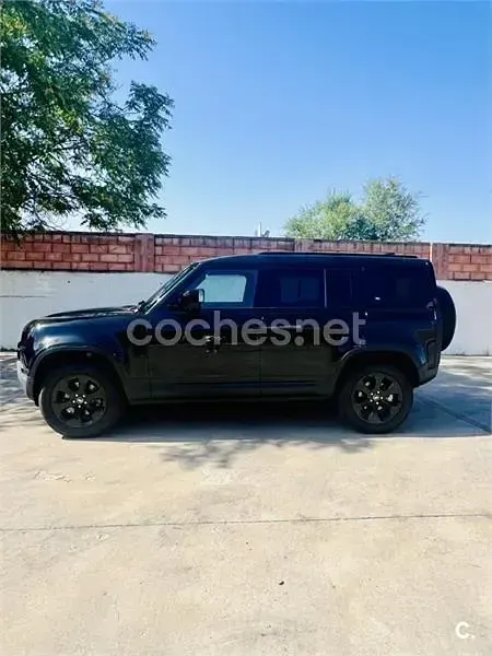 Usado Land Rover Defender SE 249 CV (183 kW) 2025 Negro SUV