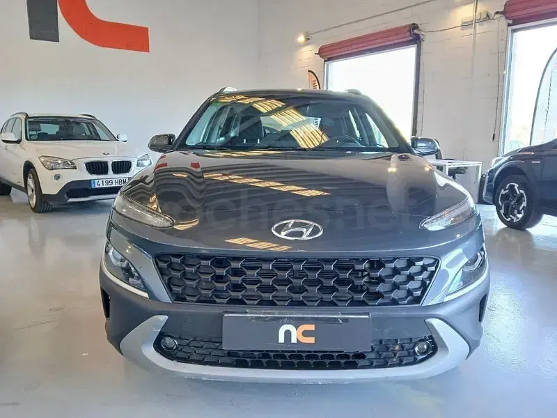 Usado Hyundai Kona 141 HP (103 kW) 2021 Cinzento SUV