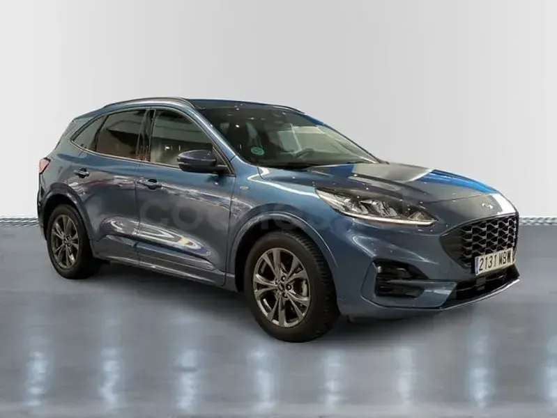 Usado Ford Kuga ST-Line 120 CV (88 kW) 2022 Gris / plata SUV