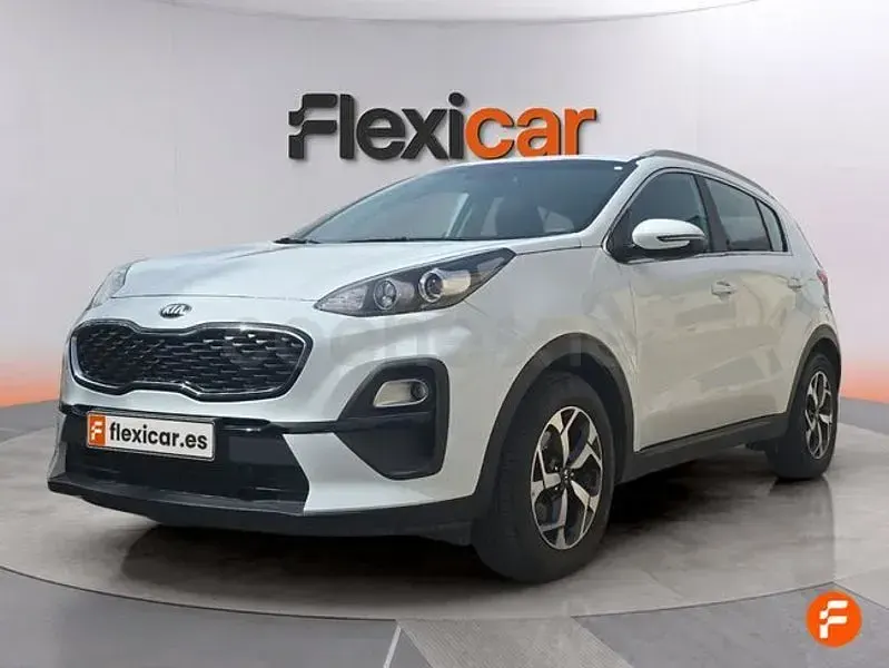 Usado Kia Sportage 136 CV (100 kW) 2022 Blanco SUV