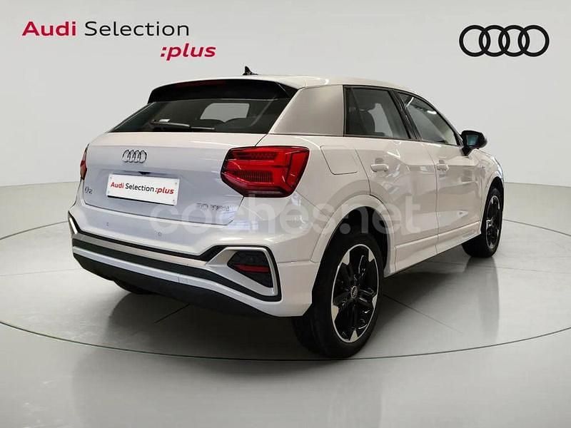 Usado Audi Q2 S-Line 116 CV (85 kW) 2025 Blanco SUV
