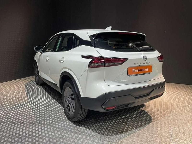Usado Nissan Qashqai Acenta 158 CV (116 kW) 2021 Blanco SUV