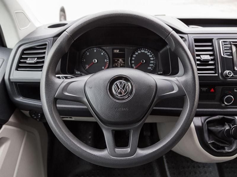 Usado VW T6 102 CV (75 kW) 2018 Negro Van