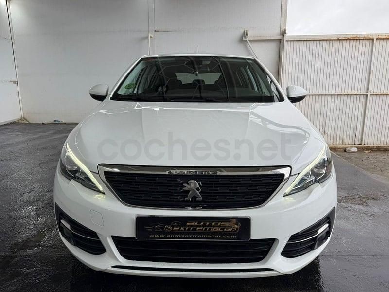 Usado Peugeot 308 Style 130 CV (95 kW) 2021 Blanco Berlina