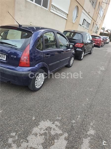Usado Citroën C3 75 CV (55 kW) 2004 Azul Berlina