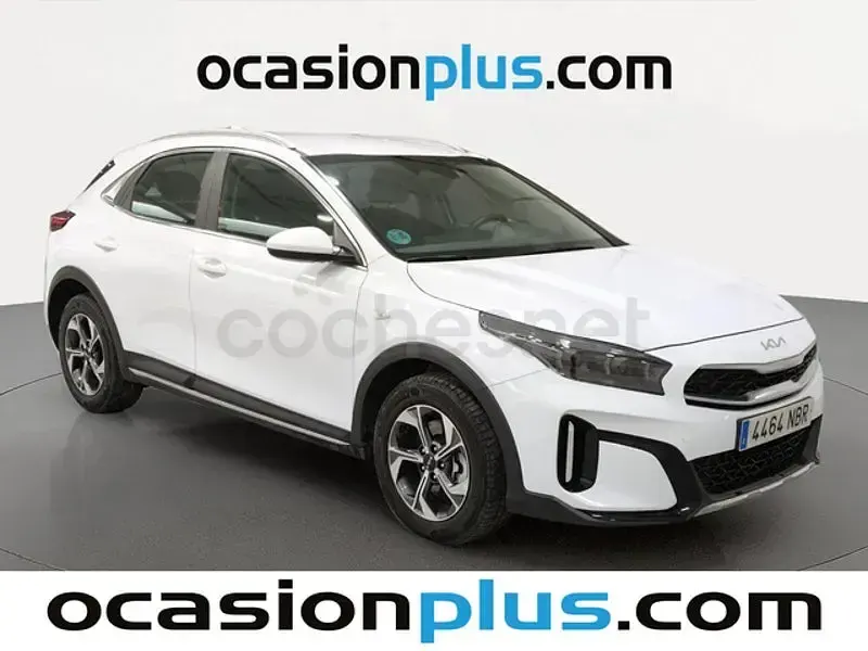 Usado Kia XCeed 100 CV (73 kW) 2025 Blanco SUV