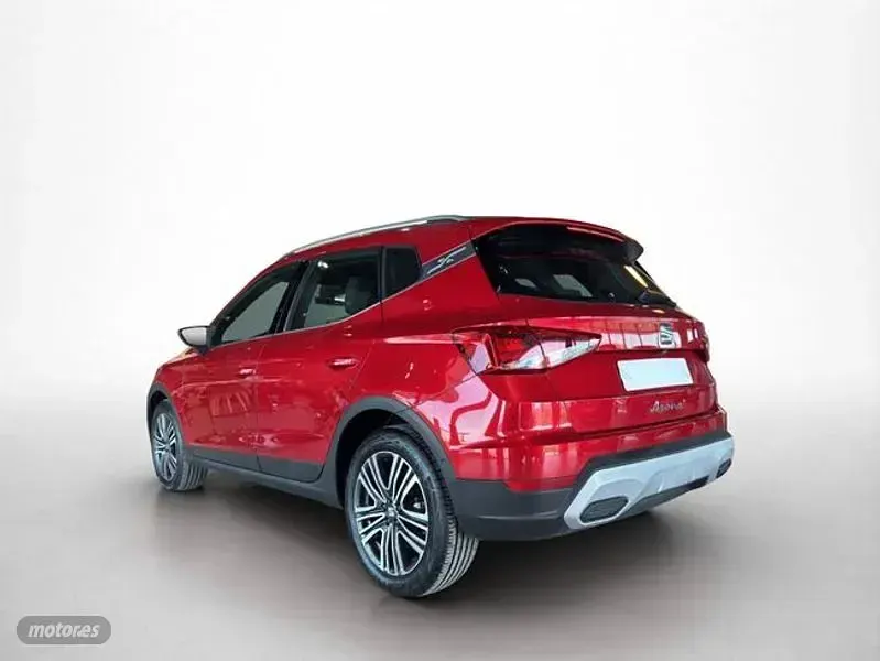 Usado Seat Arona Xperience 115 CV (84 kW) 2024 Rojo SUV
