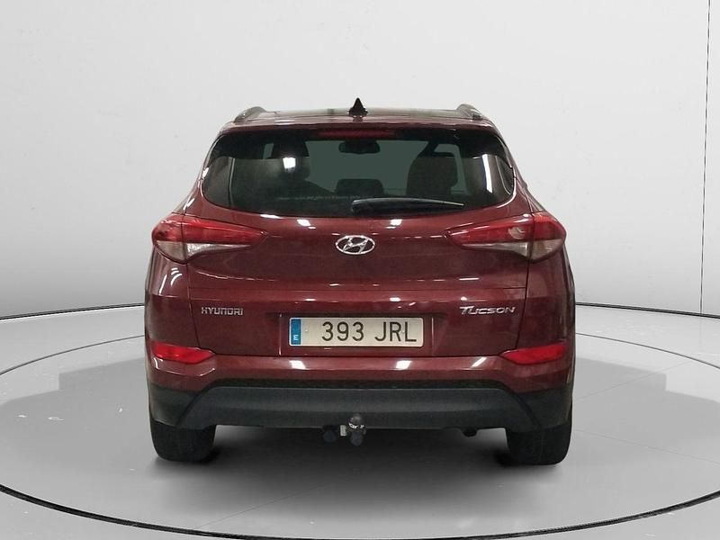 Usado Hyundai Tucson 116 CV (85 kW) 2016 Rojo SUV