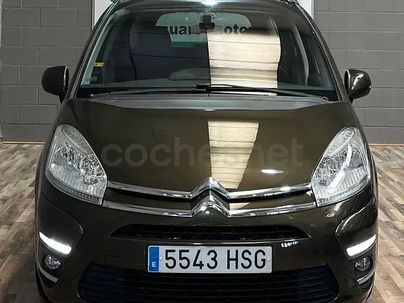 Usado Citroën Grand C4 Picasso Seduction 112 CV (82 kW) 2013 Marrón Monovolumen