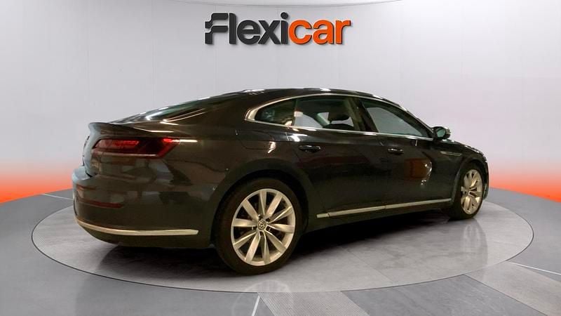 Usado VW Arteon Elegance 150 CV (110 kW) 2020 Negro Berlina