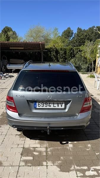 Usado Mercedes C220 Avantgarde 150 CV (110 kW) 2008 Gris / plata Familiar