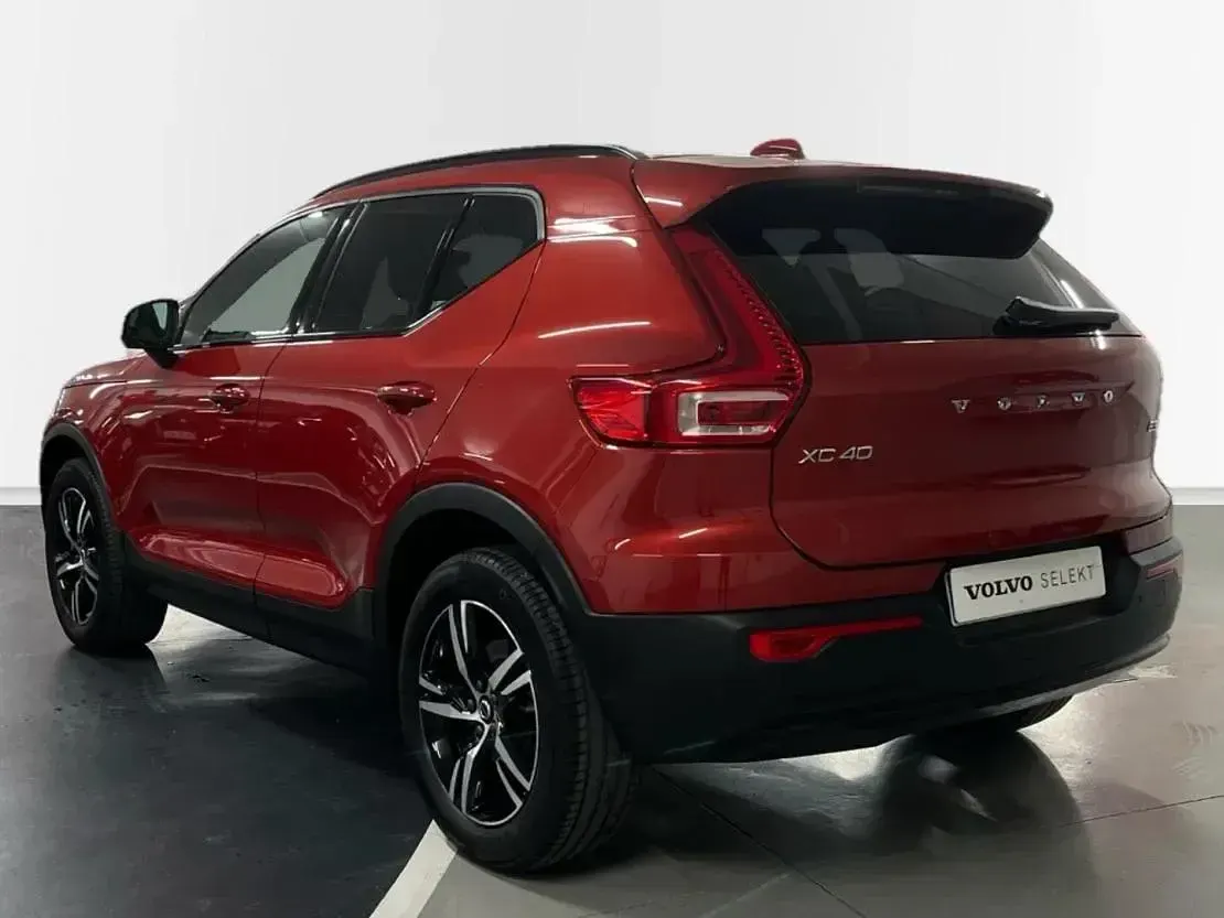 Brugt Volvo XC40 Plus 163 HK (119 kW) 2025 Rød SUV