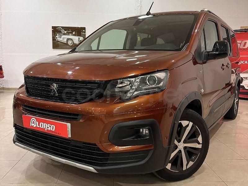 Usado Peugeot Rifter GT 130 CV (95 kW) 2021 Marrón Monovolumen