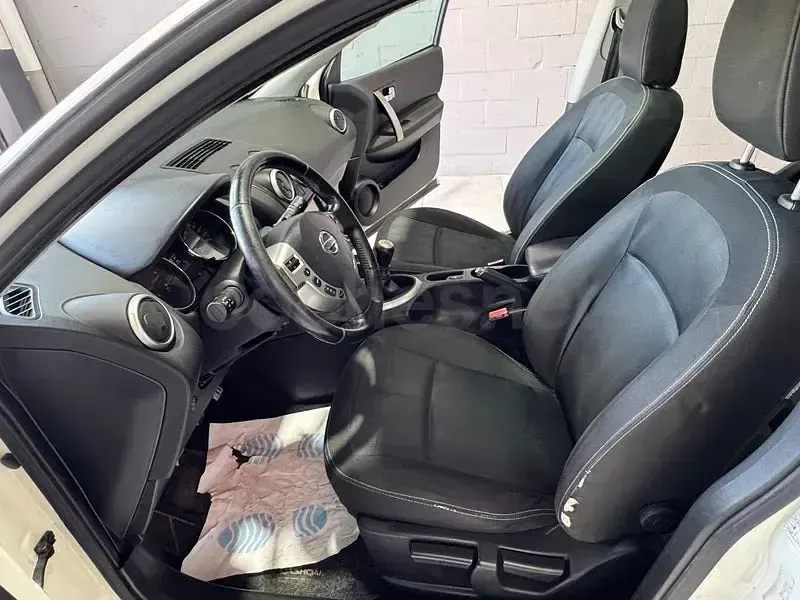 Usado Nissan Qashqai 360º 130 CV (95 kW) 2012 Blanco SUV