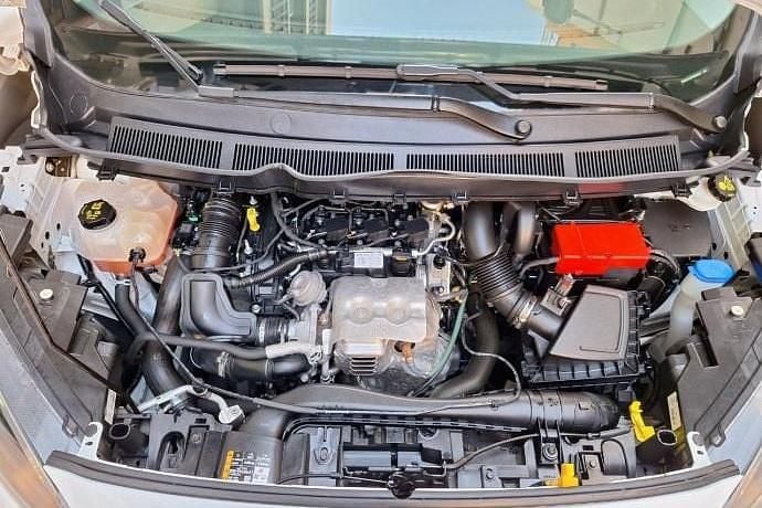 Usado Ford Transit 100 CV (73 kW) 2019 Utilitario