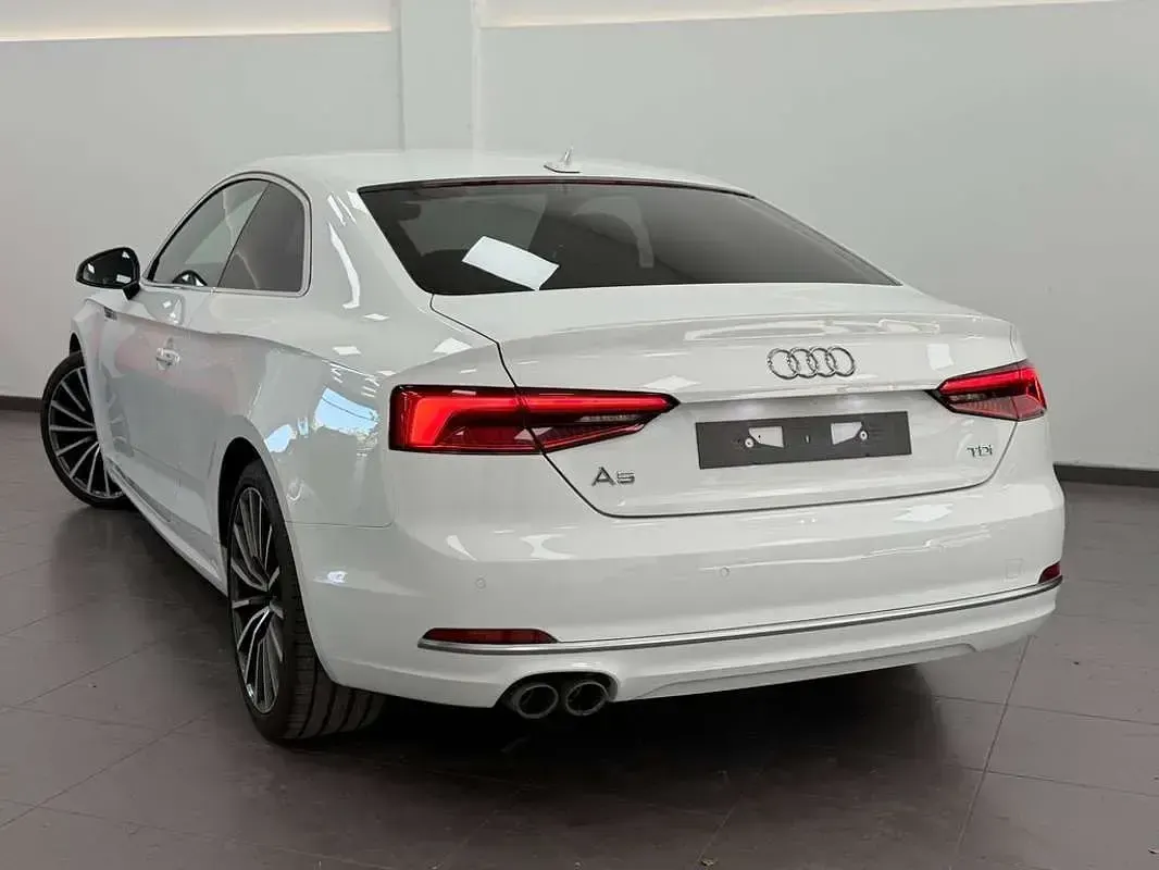 Usado Audi A5 S-Line 190 CV (139 kW) 2018 Blanco Coupe