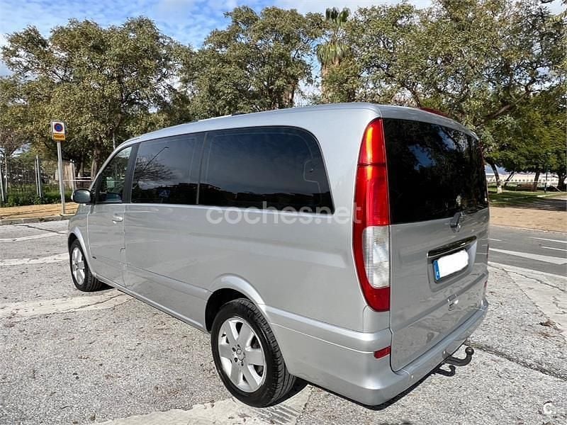 Usado Mercedes Viano 150 CV (110 kW) 2006 Gris / plata Monovolumen