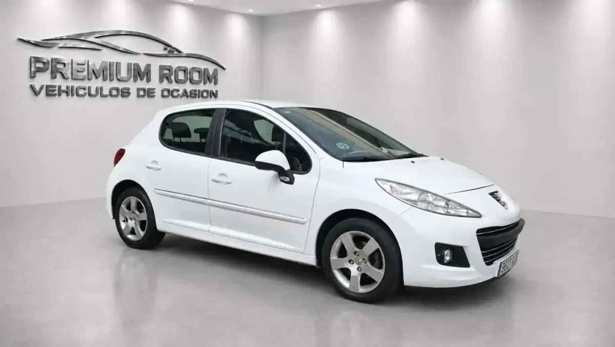Usado Peugeot 207 Sport 92 CV (67 kW) 2011 Blanco Utilitario