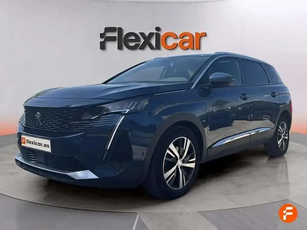 Usado Peugeot 5008 Allure 131 CV (96 kW) 2021 Azul SUV