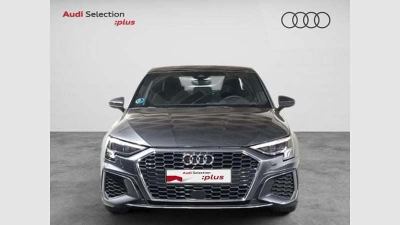 Usado Audi A3 S-Line 150 CV (110 kW) 2024 Gris daytona (efecto perla) Berlina