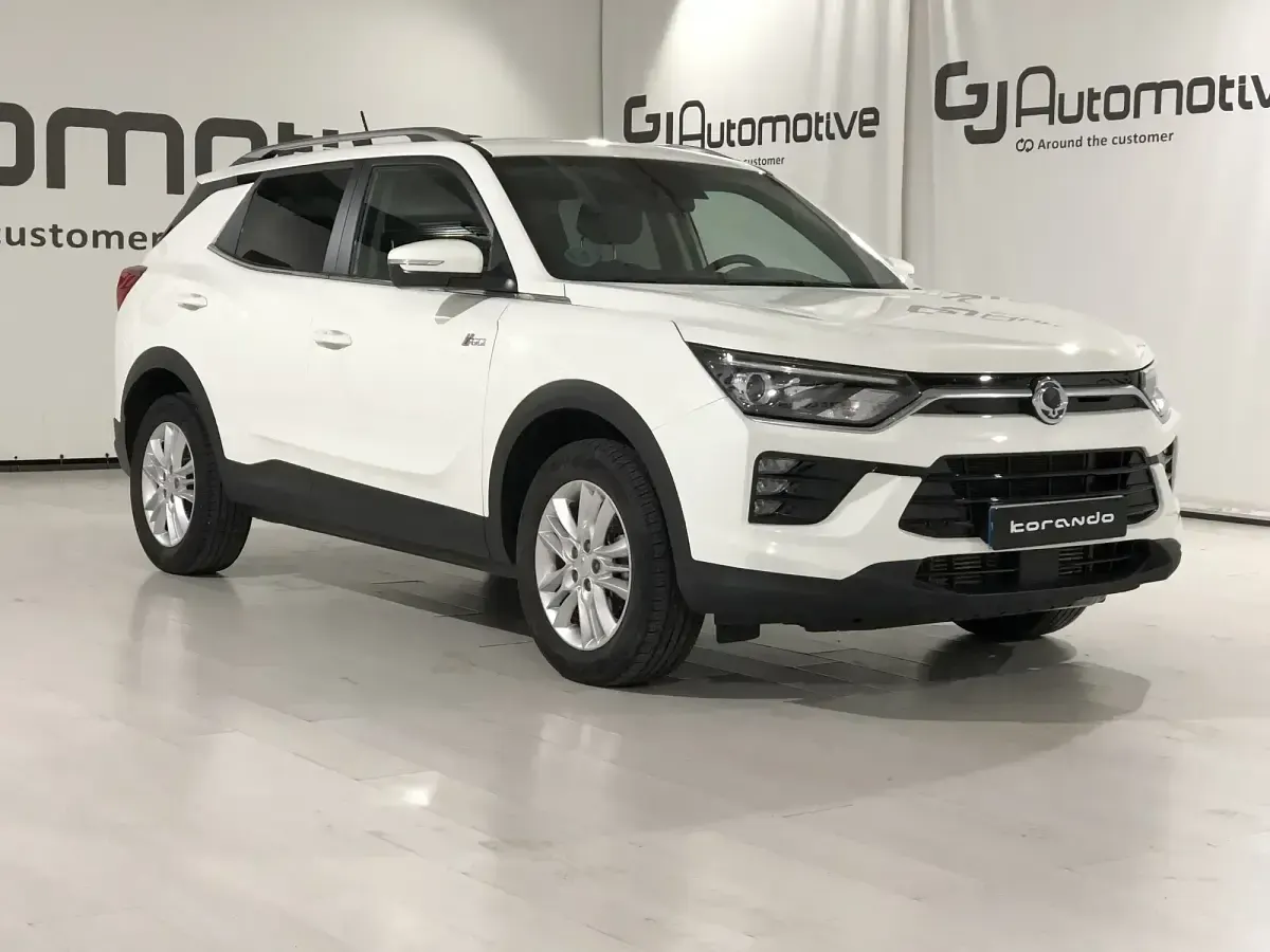 Usado SsangYong Korando Limited 149 CV (109 kW) 2022 Blanco