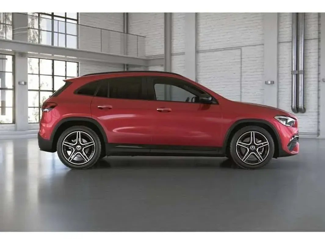 Usado Mercedes GLA200 163 CV (119 kW) 2022 Rojo SUV