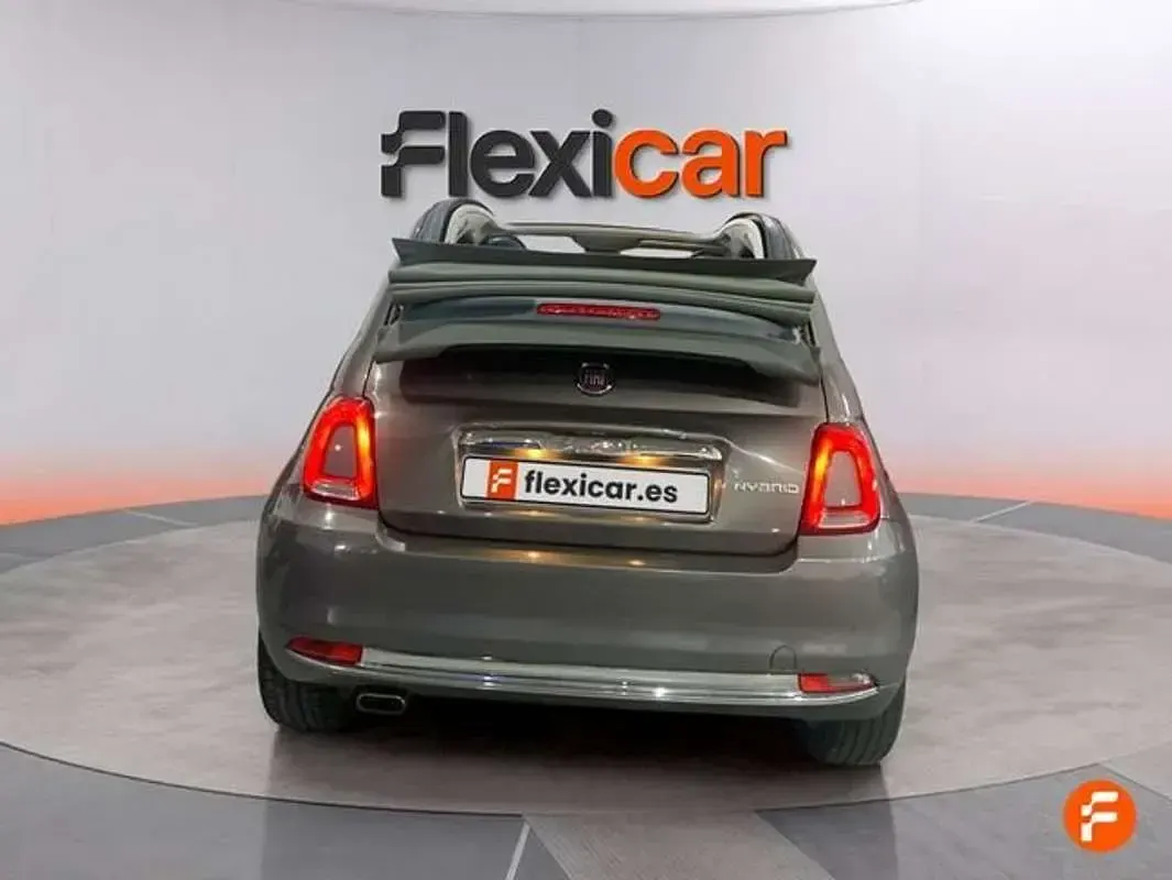 Usado Fiat 500 Dolcevita 71 CV (52 kW) 2021 Amarillo Berlina
