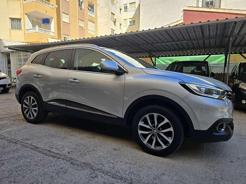 Usado Renault Kadjar Zen 110 CV (80 kW) 2016 Plateado SUV
