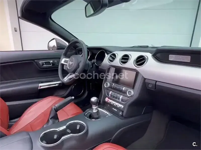 Usado Ford Mustang GT 418 CV (307 kW) 2017 Verde Descapotable