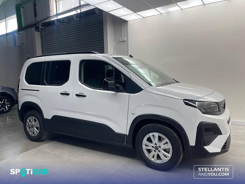 Nuevo Peugeot Rifter Allure 100 CV (73 kW) 2025 Blanco Monovolumen