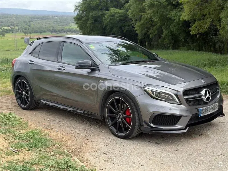 Usado Mercedes GLA45 AMG 381 CV (280 kW) 2015 Gris / plata SUV