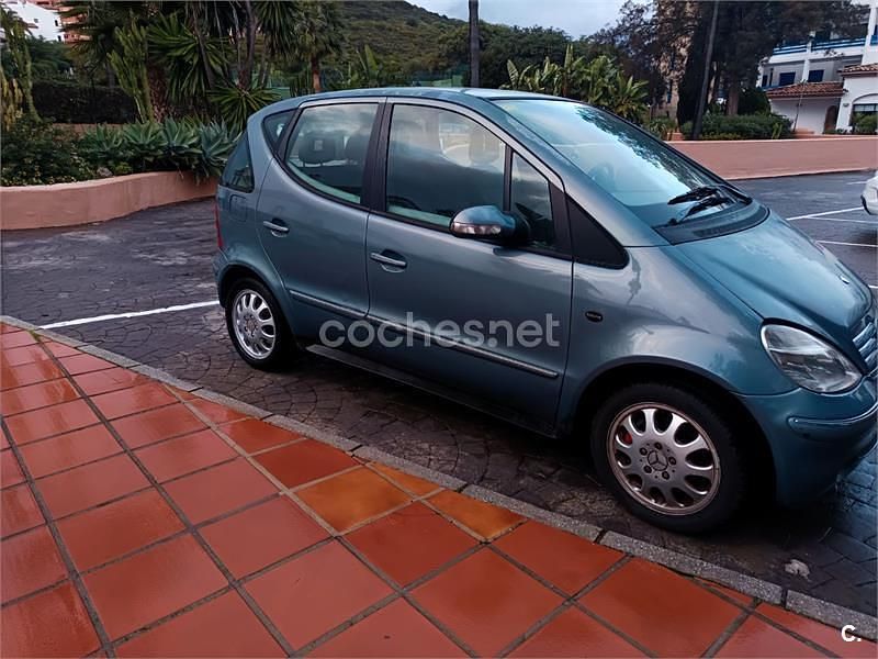Azul Usado 2004 Mercedes A170 Elegance Monovolumen | 1999 € (Precio justo) - Imagen 1/4