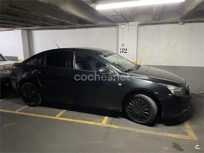 Negro Usado 2010 Chevrolet Cruze Berlina | 5000 € (Precio justo) - Imagen 1/4