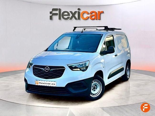 Usado Opel Combo Expression 102 CV (75 kW) 2020 Blanco Monovolumen