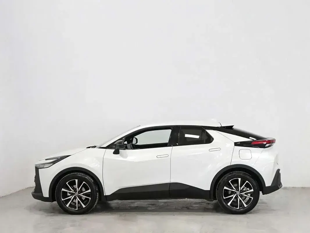 Usado Toyota C-HR Advance 140 CV (102 kW) 2024 Blanco SUV