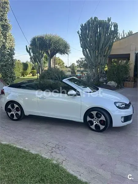 Usado VW Golf Cabriolet GTI 210 CV (154 kW) 2014 Blanco Descapotable