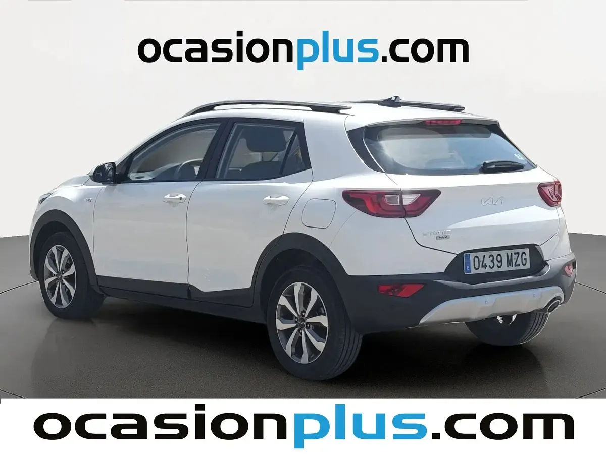 Usado Kia Stonic 101 CV (74 kW) 2025 Blanco SUV