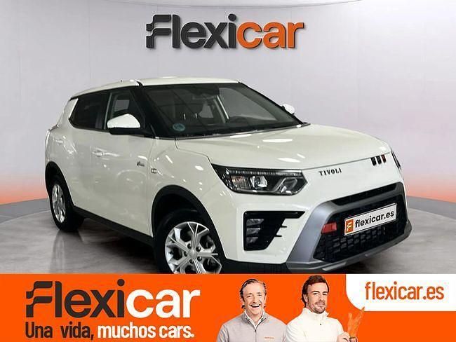 Blanco Usado 2025 Ssangyong (KGM) Tivoli SUV | 18.490 € (Buen precio) - Imagen 1/4