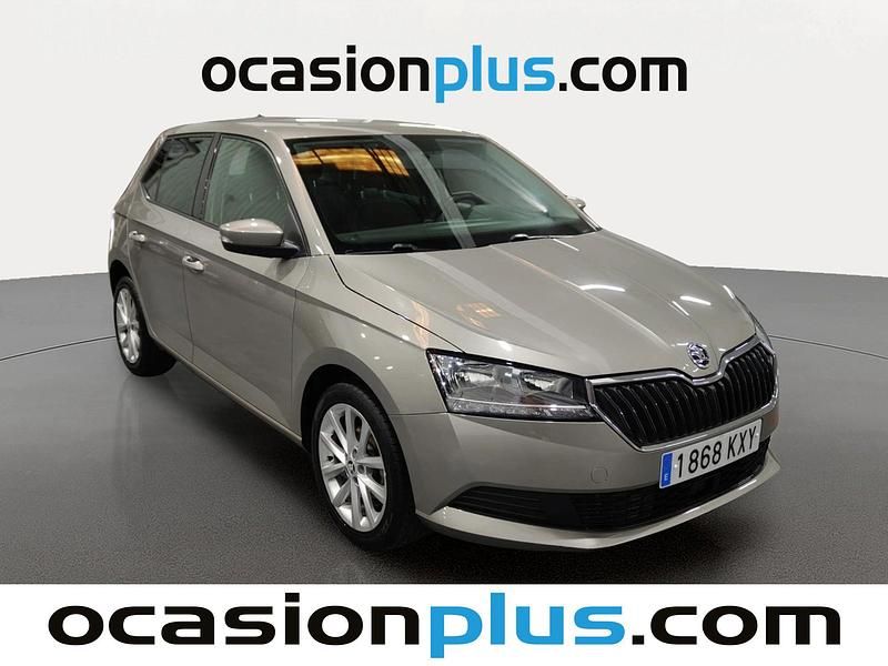 Usado Skoda Fabia 75 CV (55 kW) 2019 Beige Utilitario