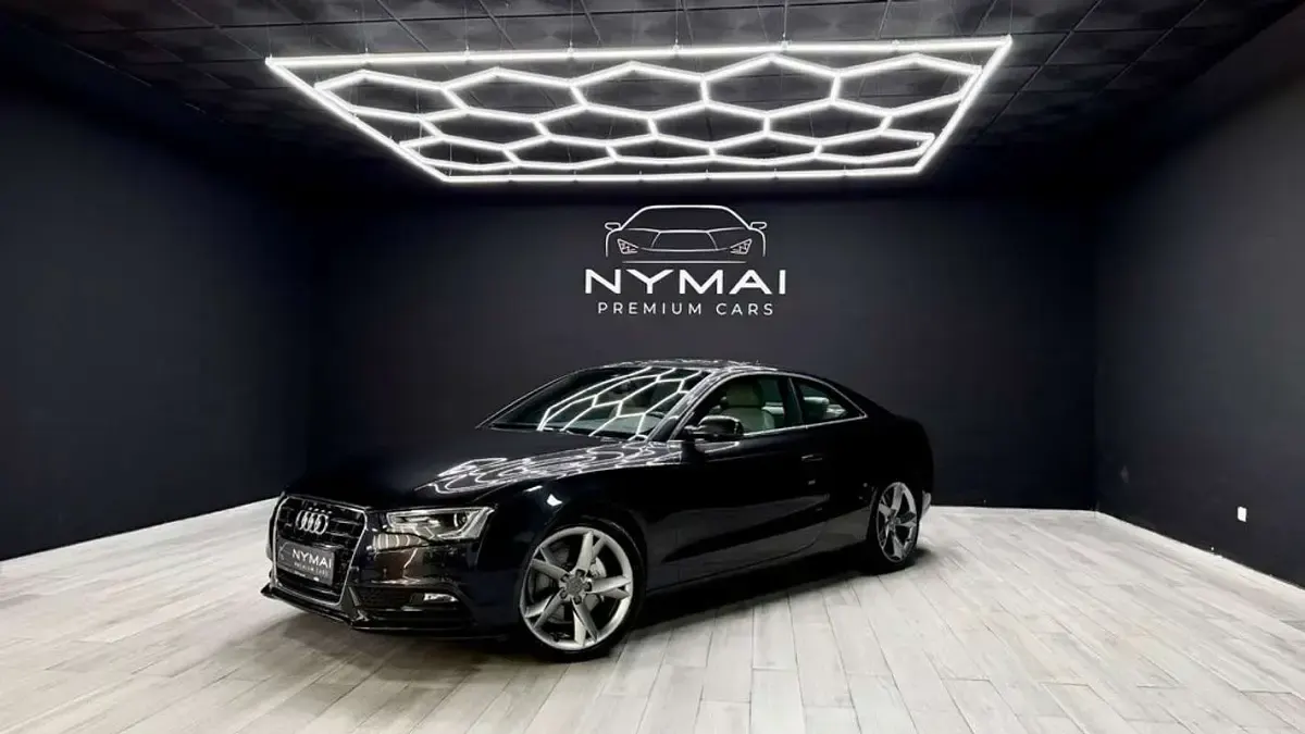 Usado Audi A5 Premium 245 CV (180 kW) 2012 Gris Coupe