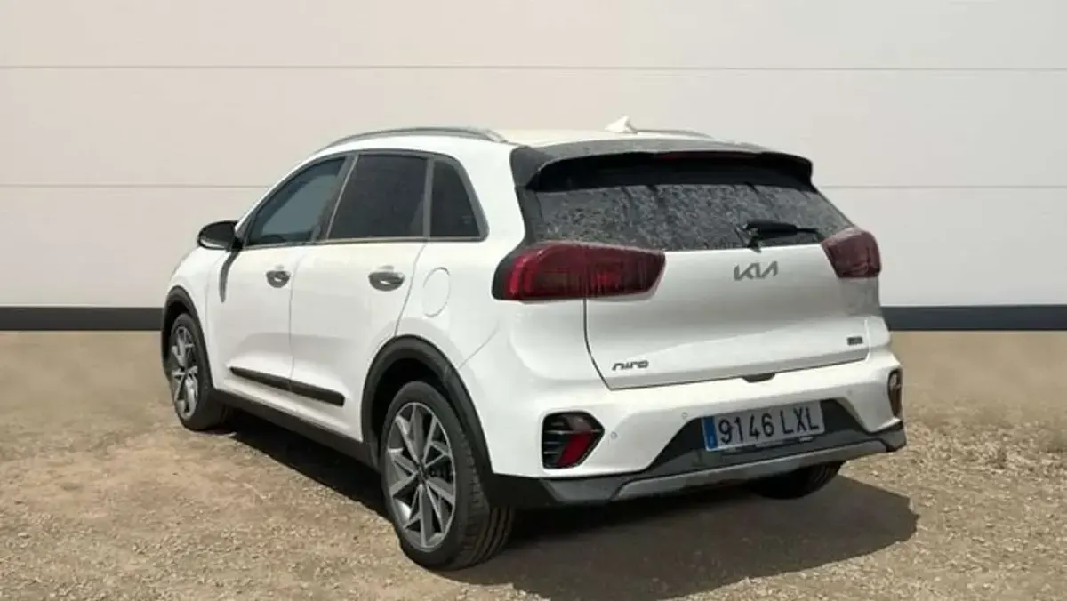 Usado Kia Niro 141 CV (103 kW) 2022 Blanco SUV