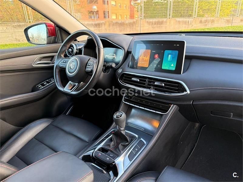 Usado MG HS Comfort 162 CV (119 kW) 2023 Rojo SUV
