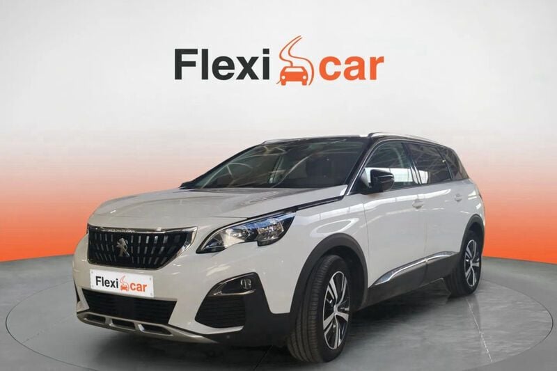 Usado Peugeot 5008 Active 131 CV (96 kW) 2021 Blanco Monovolumen